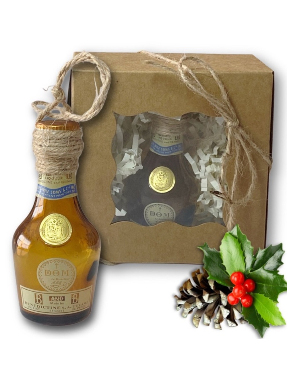 D.O.M. B&B Benedictine & Brandy liqueur Artisan Vintage Glass Bottle Ornament